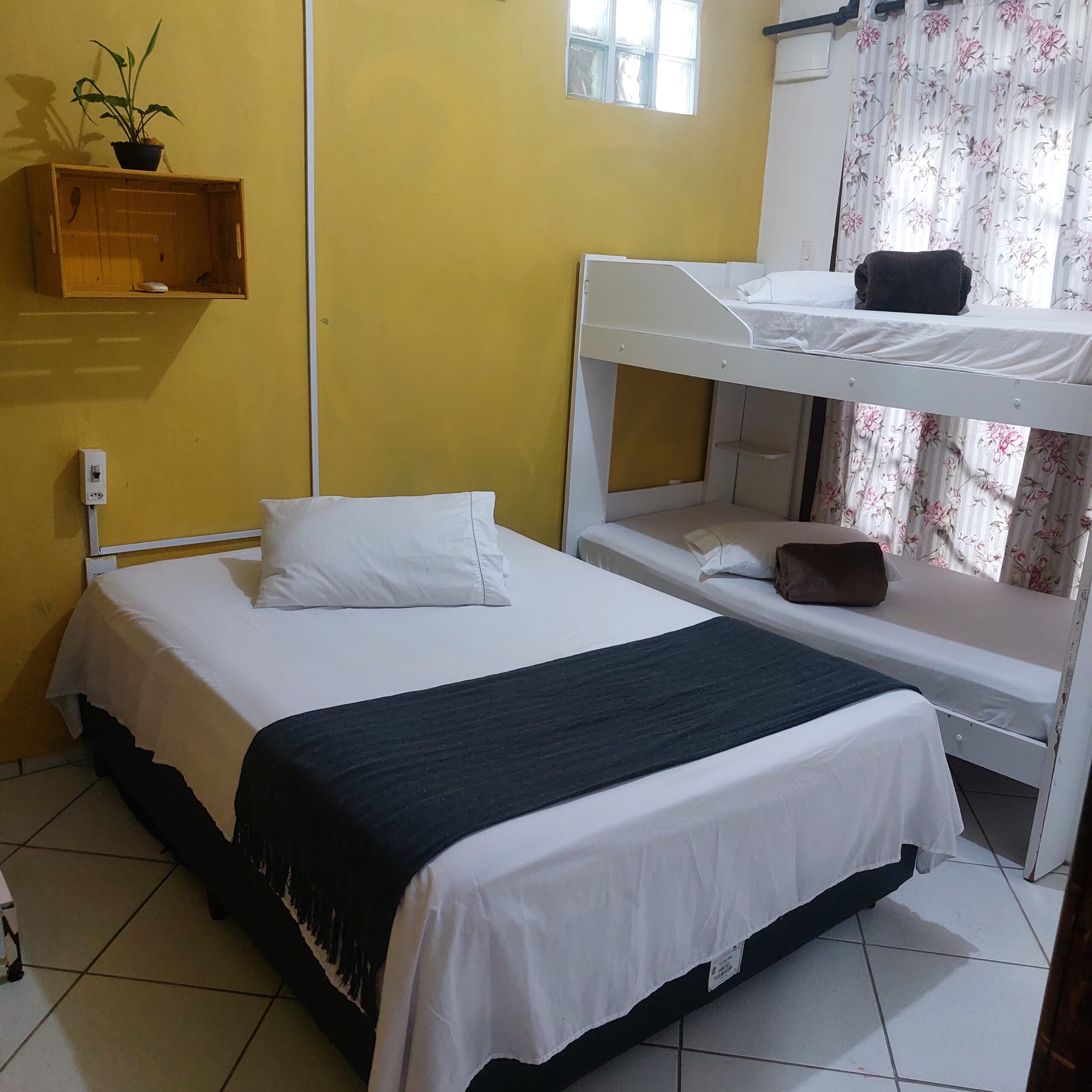 Quarto Quadruplo - R$ 180,00